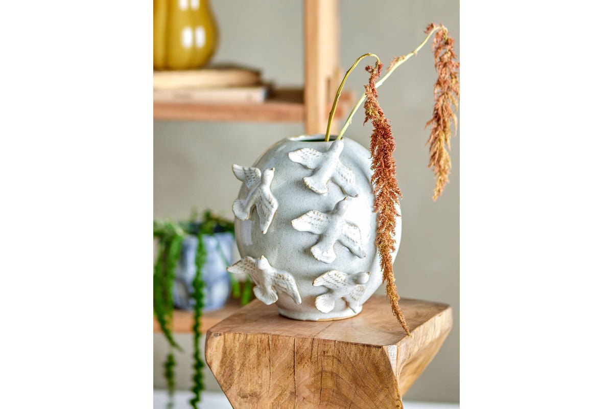 Vas „Anira“ – Natierlech faarweg Steingutt