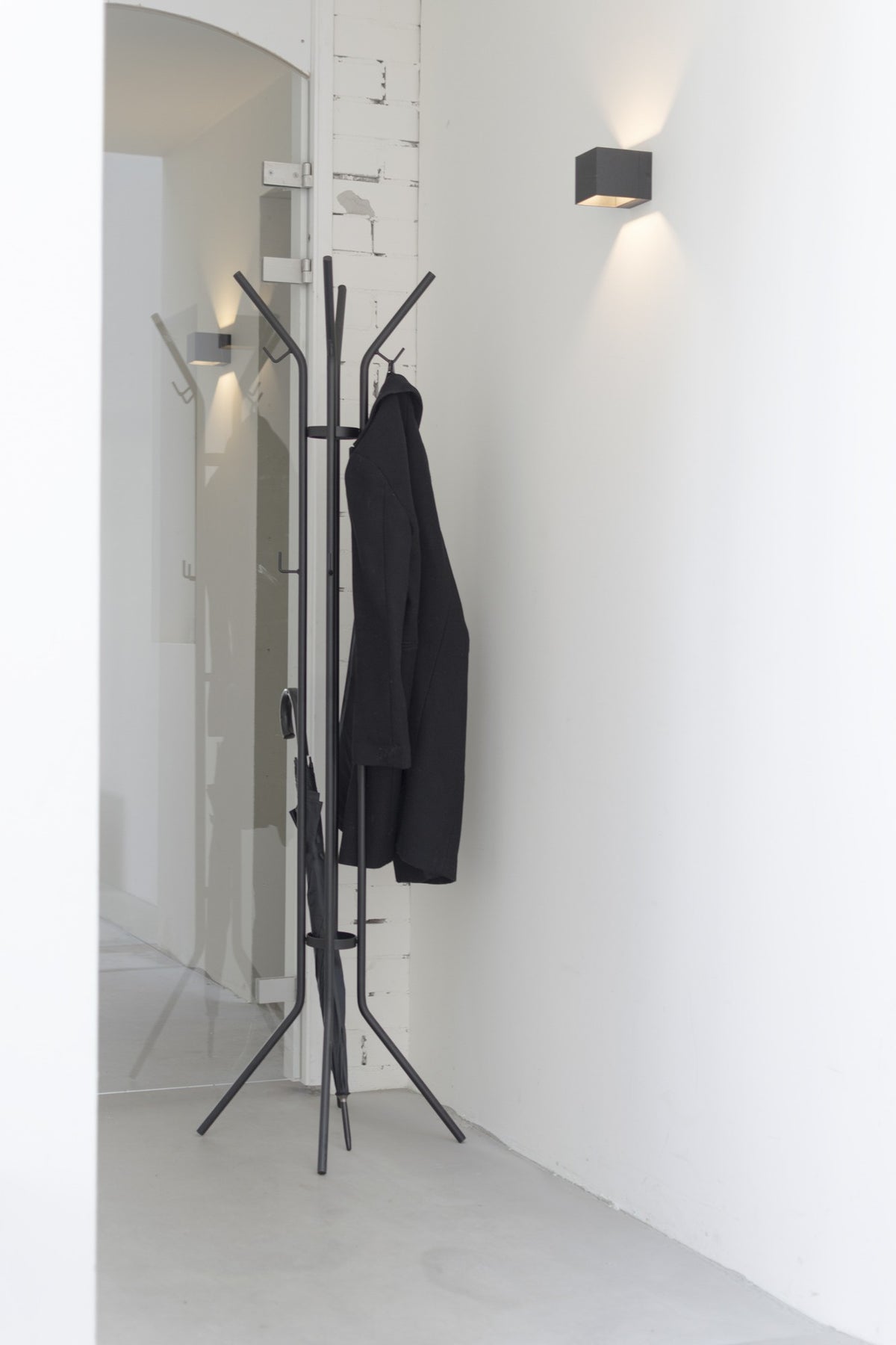 Designer Garderobe Lunavo