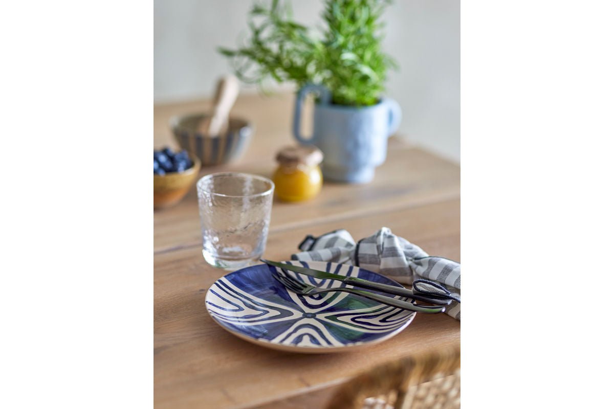 Teller Nolya – aus Steingut gefertigt