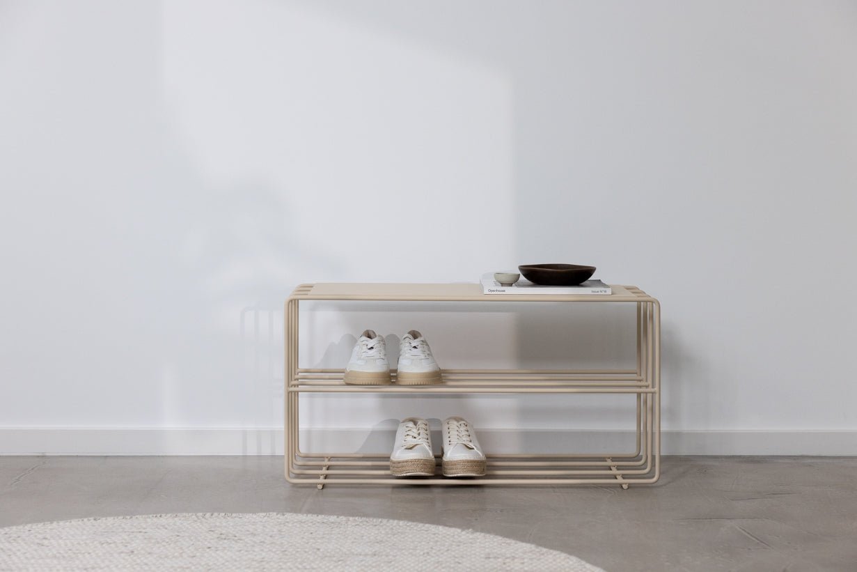 Schongregal Neva – Metallregal mat Loft-Flair a ville Faarwen