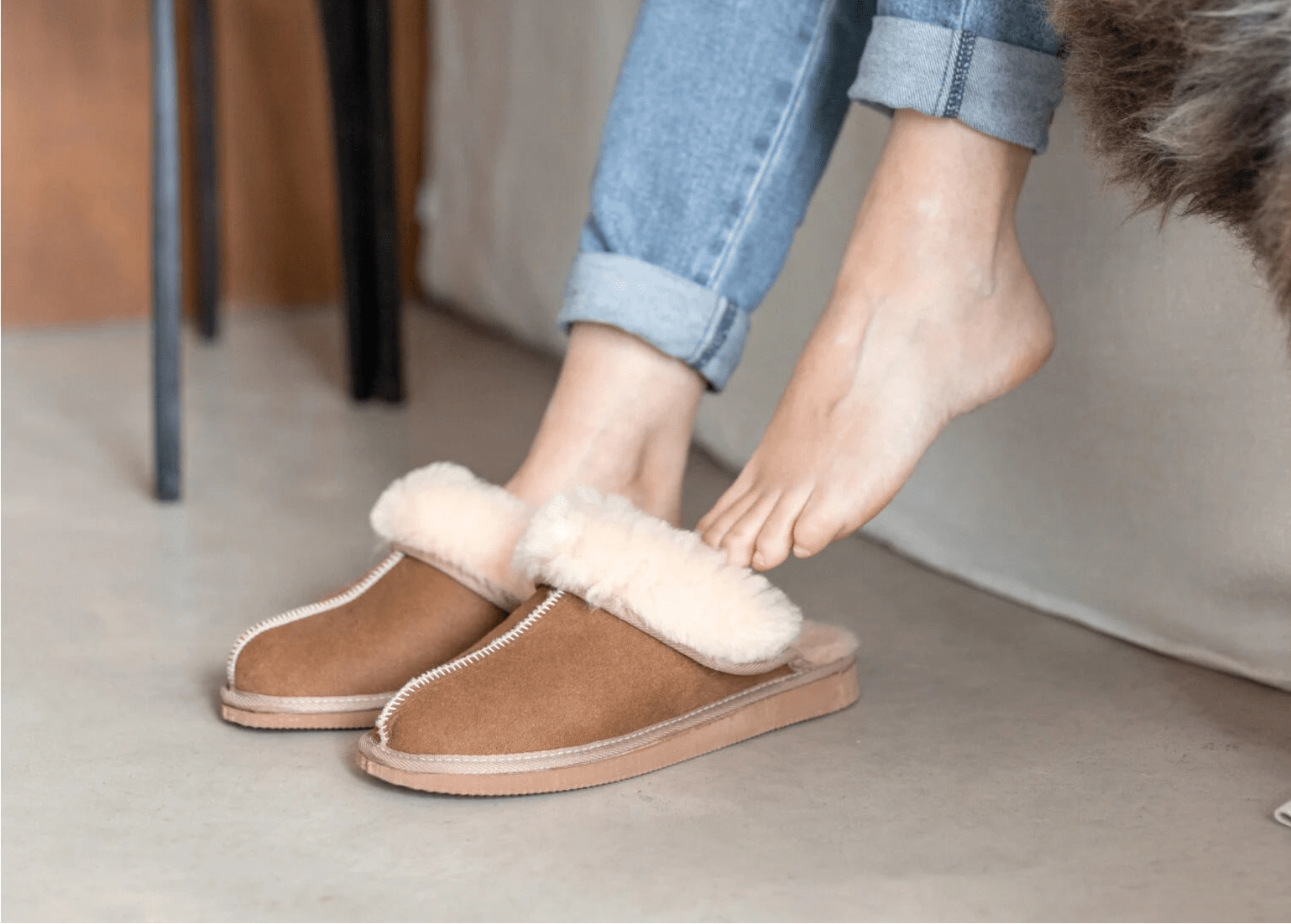 Lammfell Dammen Haussschlappen Elina – Echt Lammfell am Kamel