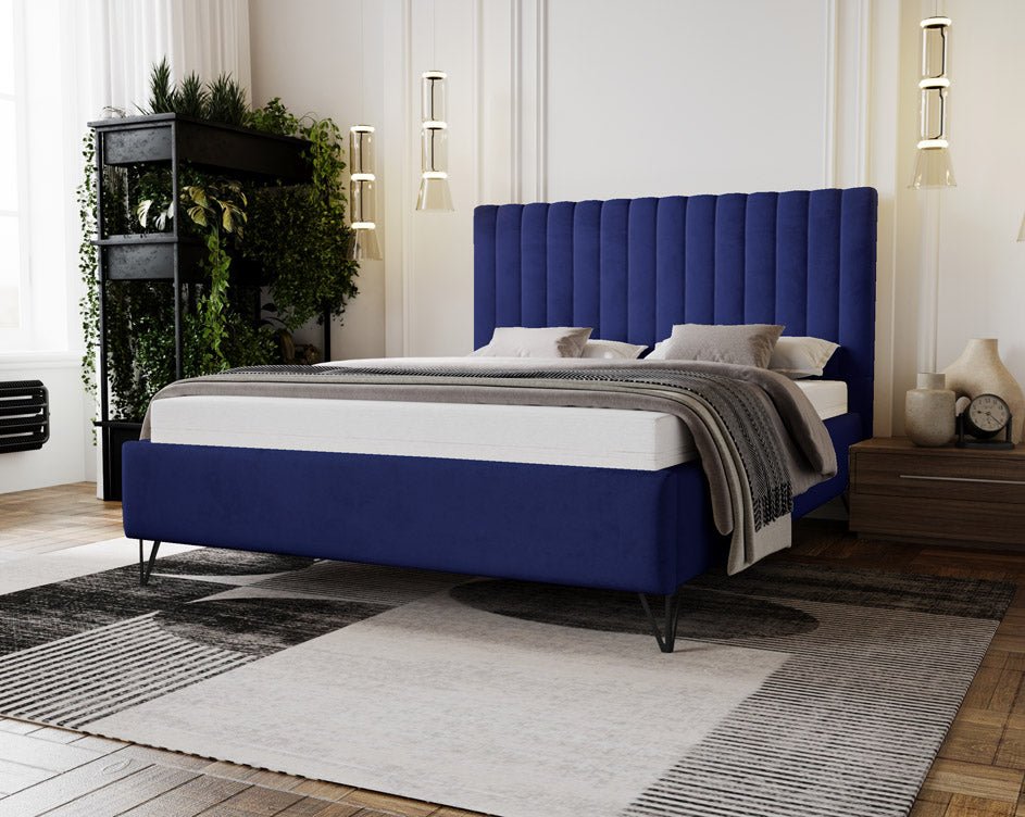 Designer Polsterbett Veleria aus Samt ouni Stauraum