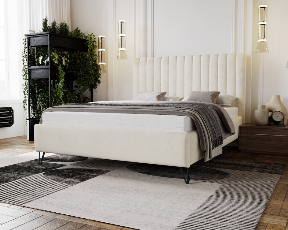 Designer Polsterbett Veleria aus Samt ouni Stauraum