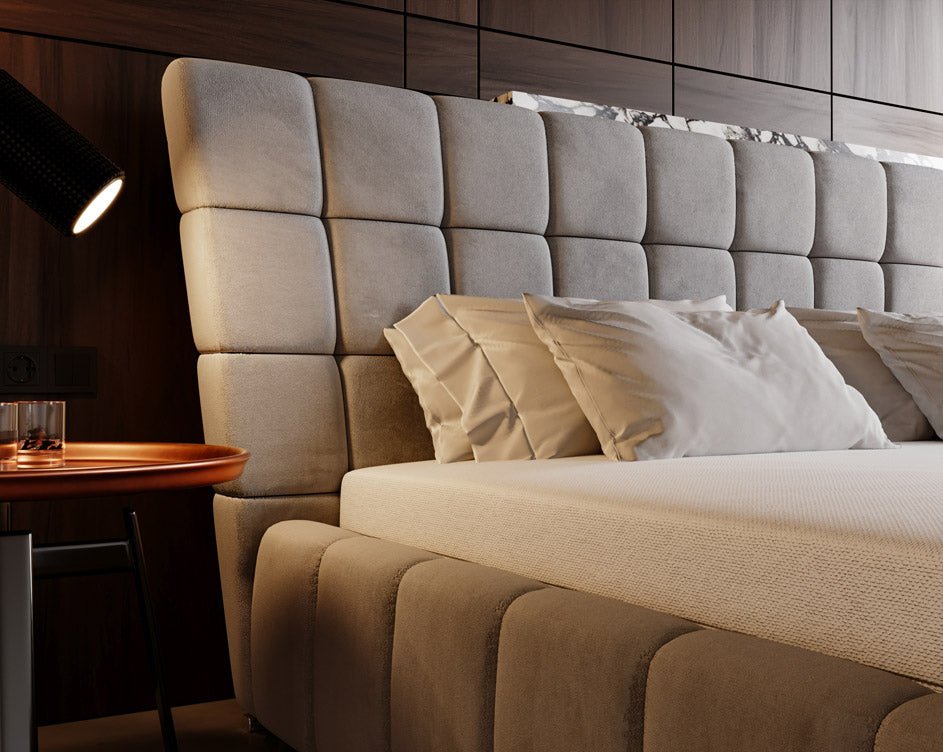 Designer Polsterbett Adore aus Samt mat Stauraum