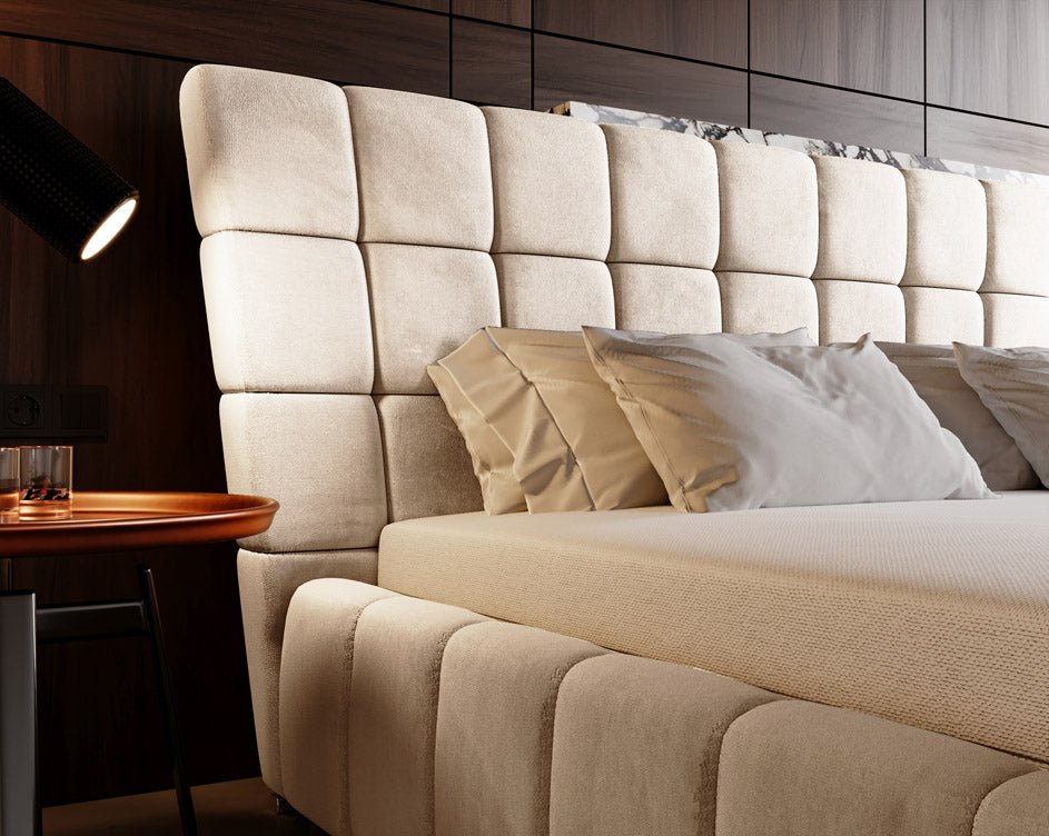 Designer Polsterbett Adore aus Samt mat Stauraum