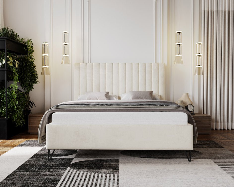 Designer Polsterbett Veleria aus Samt ouni Stauraum