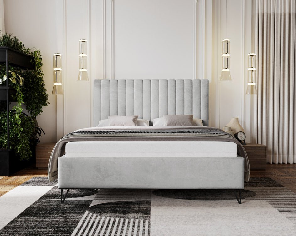 Designer Polsterbett Veleria aus Samt ouni Stauraum