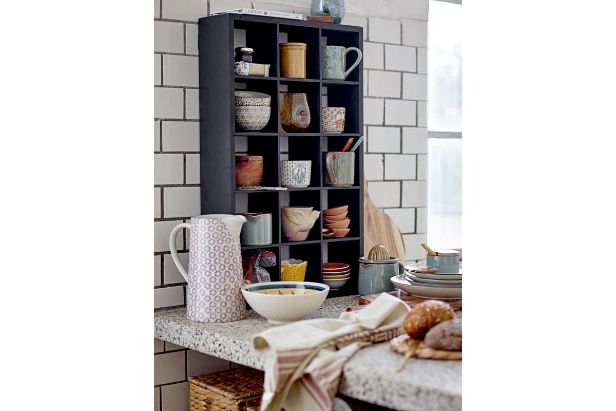 Krug Sabi – Steingut mat handbemalten Detailer a Violett