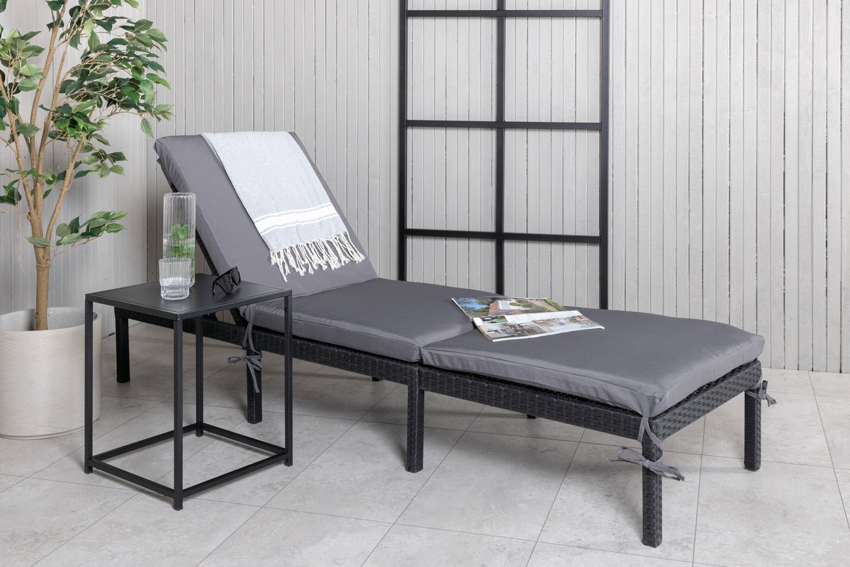 Chaise longue de jardin Balboa - rotin synthétique noir avec dossier réglable