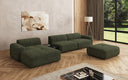 Designer-Ecksofa Calm mat Bäihocker a Bäidësch a Bouclé