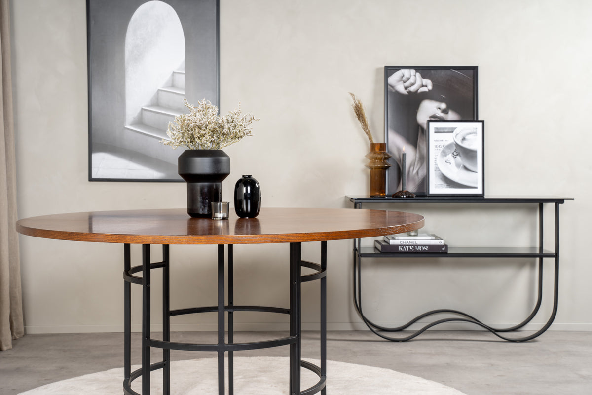 Dining Table Solara - in modern, Scandinavian-inspired design