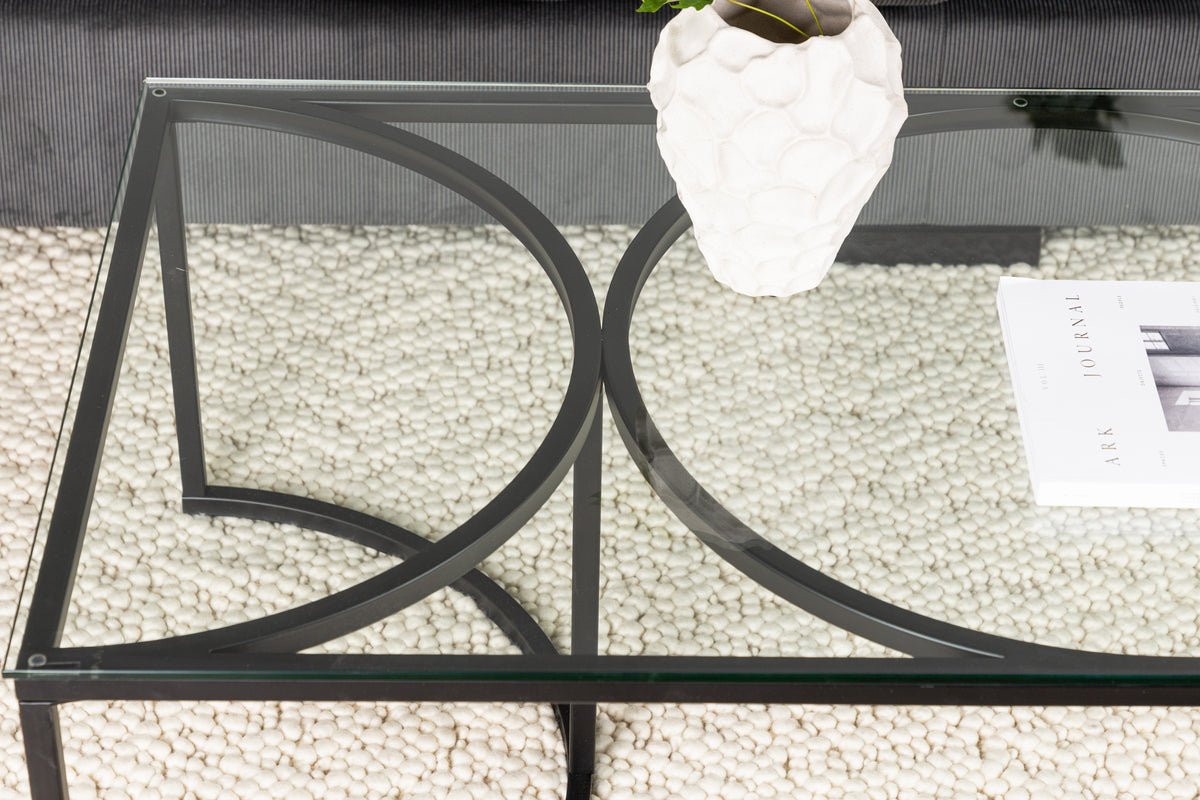 Couchtisch Jordo - aacht zwou Gréissten mat Glasplack