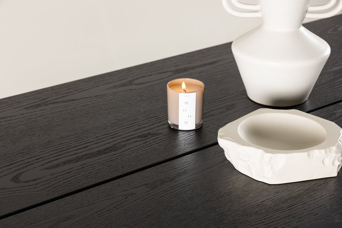 Table à manger Maleko – une table à manger avec du caractère et une élégance moderne