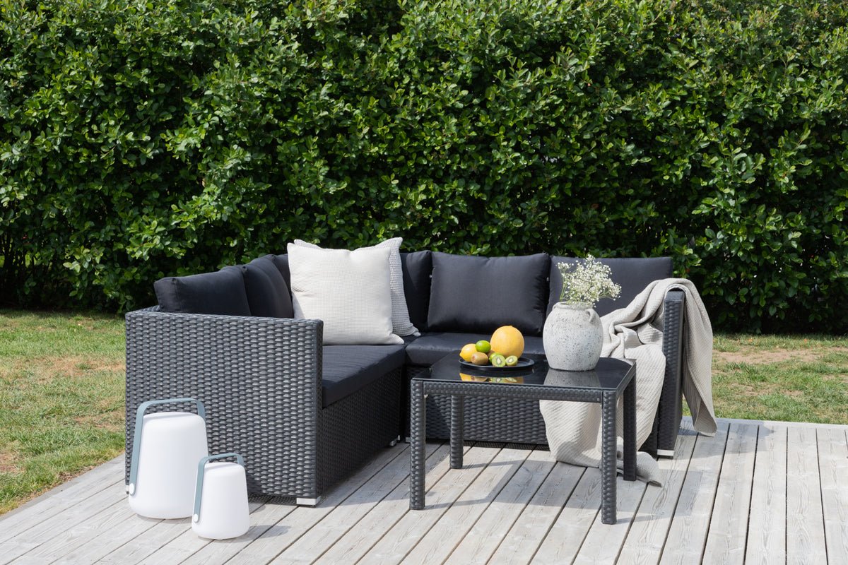 Ensemble lounge de jardin Ravello – ensemble canapé d'angle en polyrattan noir avec plateau en verre