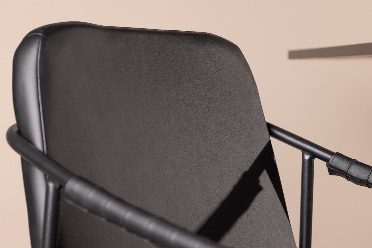 Lot de 2 - Tabourets de bar Vita en PU noir avec structure en acier