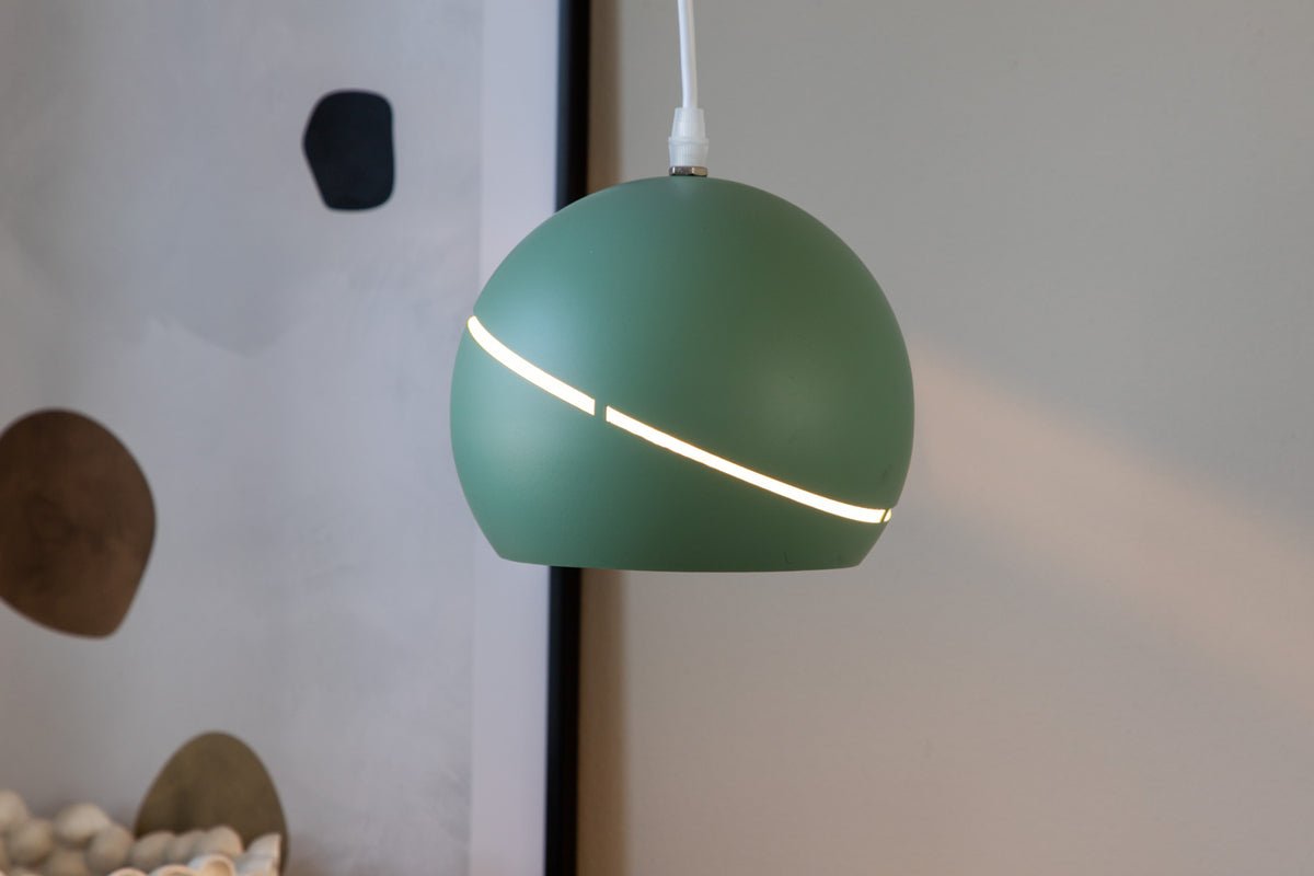 Pendant lamp "Jozani" – Round shape with dotted light reflection