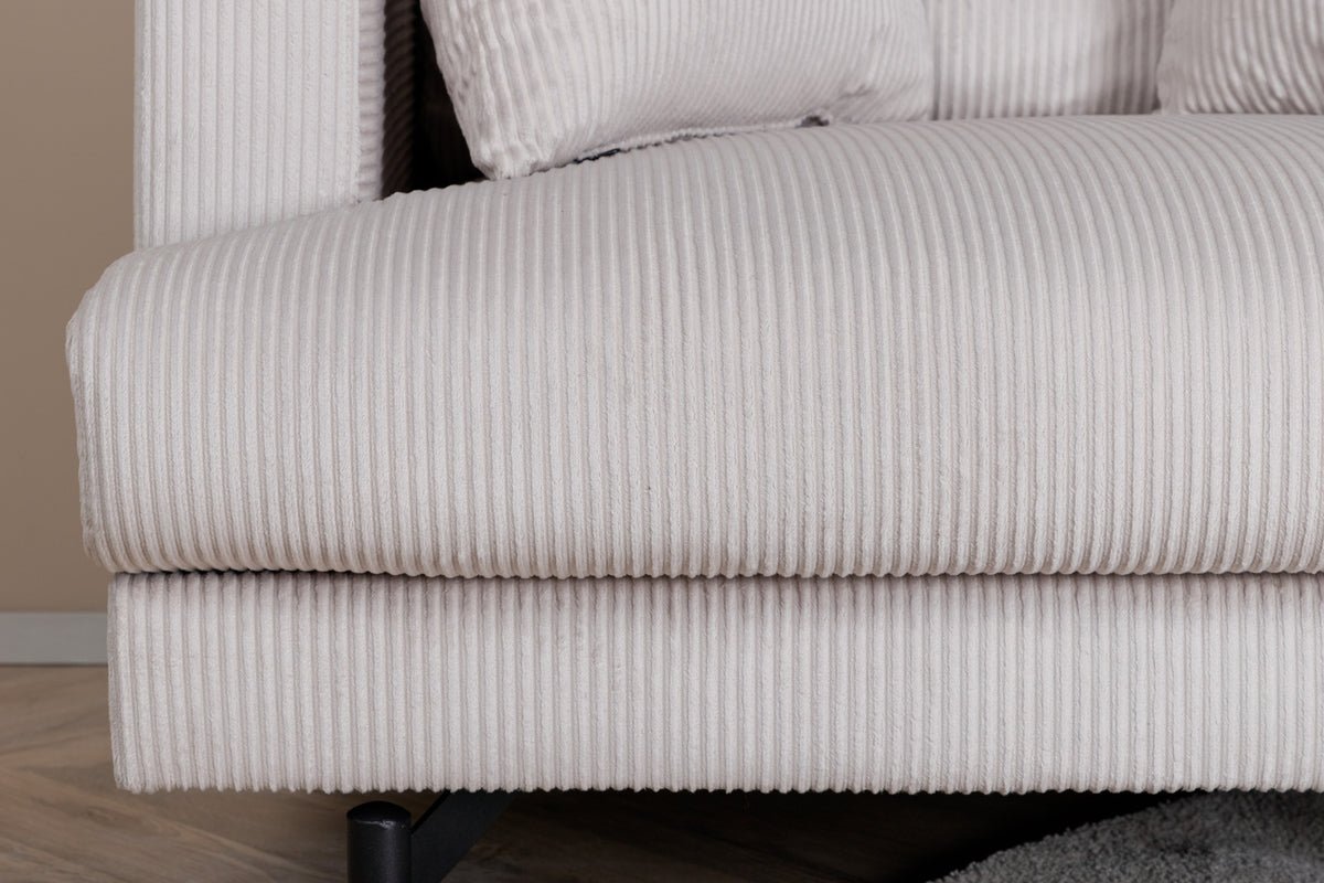 Armchair Asten - Available in 4 colors and various materials