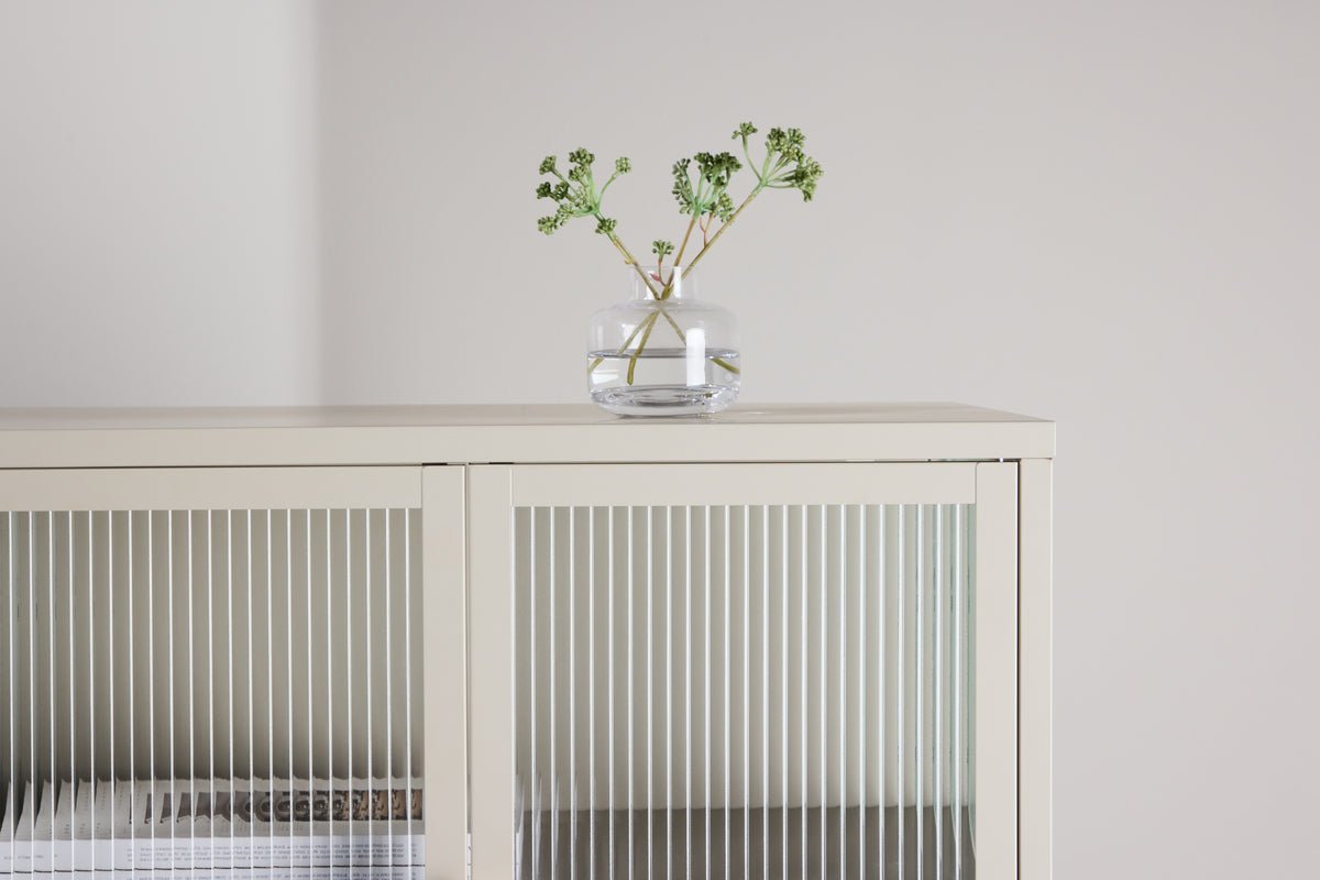 Commode Lenora – Moderne-Scandi avec une touche rétro élégante