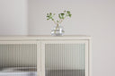 Commode Lenora – Moderne-Scandi avec une touche rétro élégante