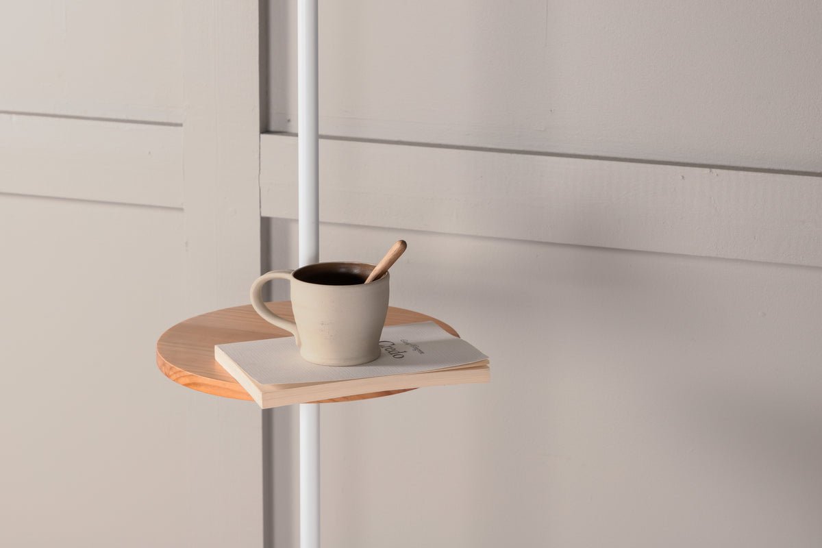 Stehlamp „Lienz“ – Sanft Béis mat Reliefuewerfläch