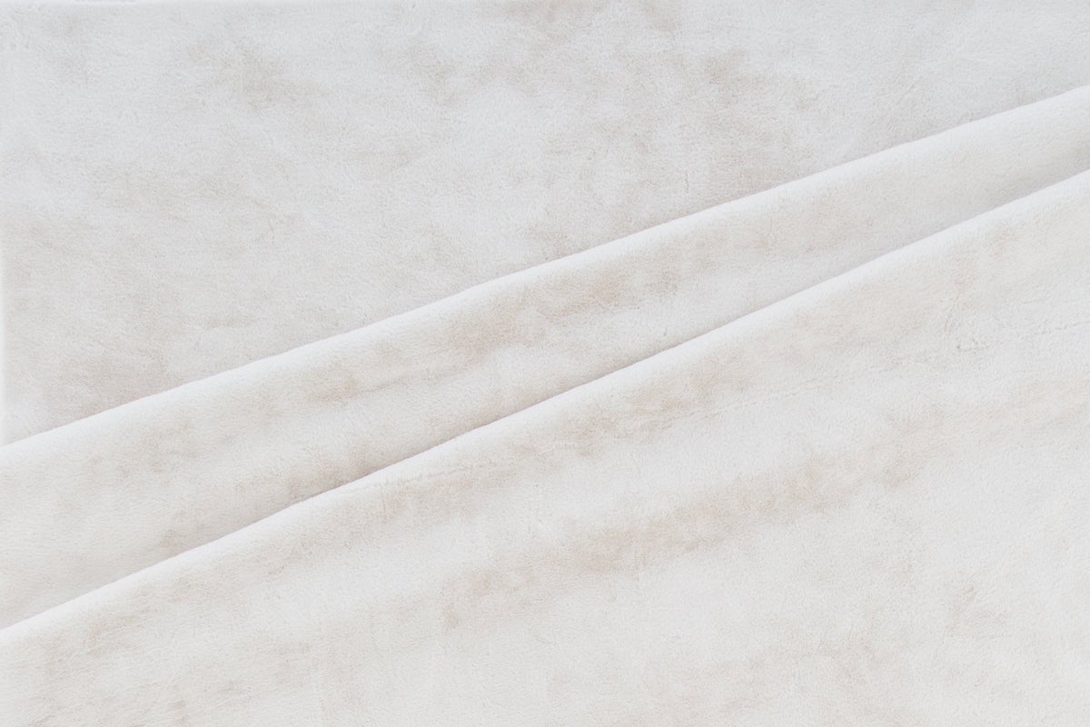 Rug Auria – in four colors made of polyester & cotton