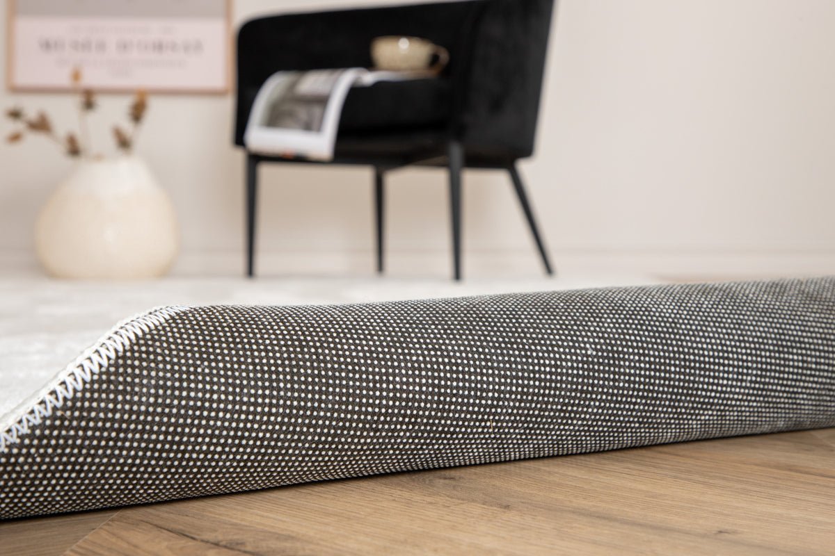 Carpet Selina – with glossy look made of polyester & fleece fabric