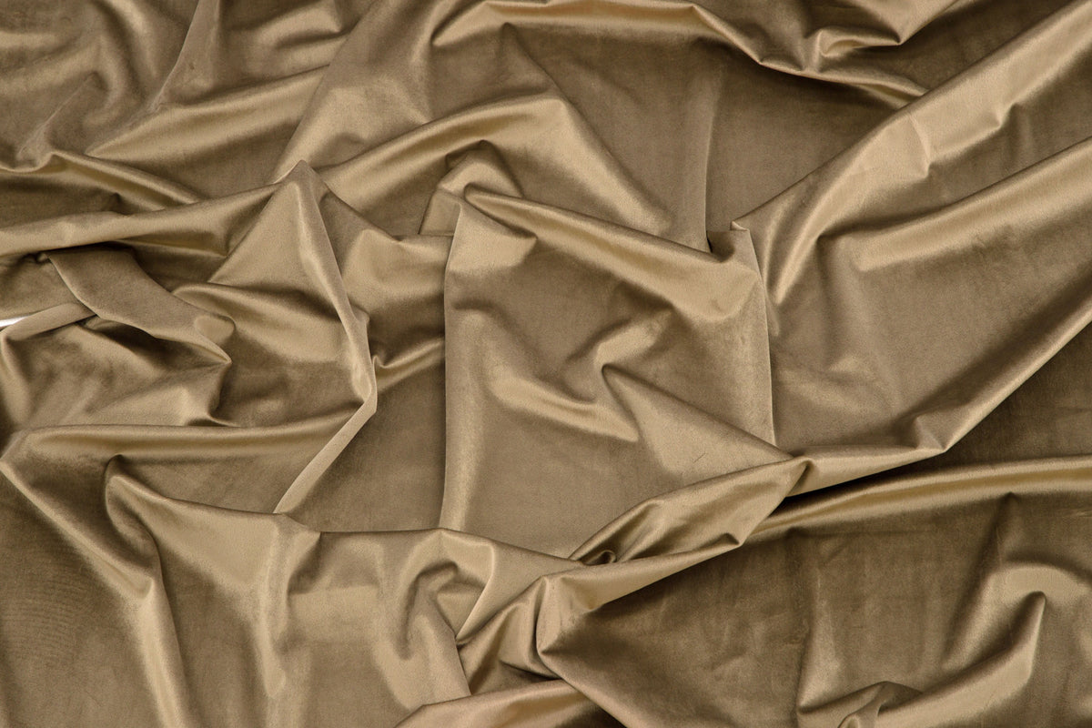 Gardinenset Anny – Samtoptioun an ville Faarwen