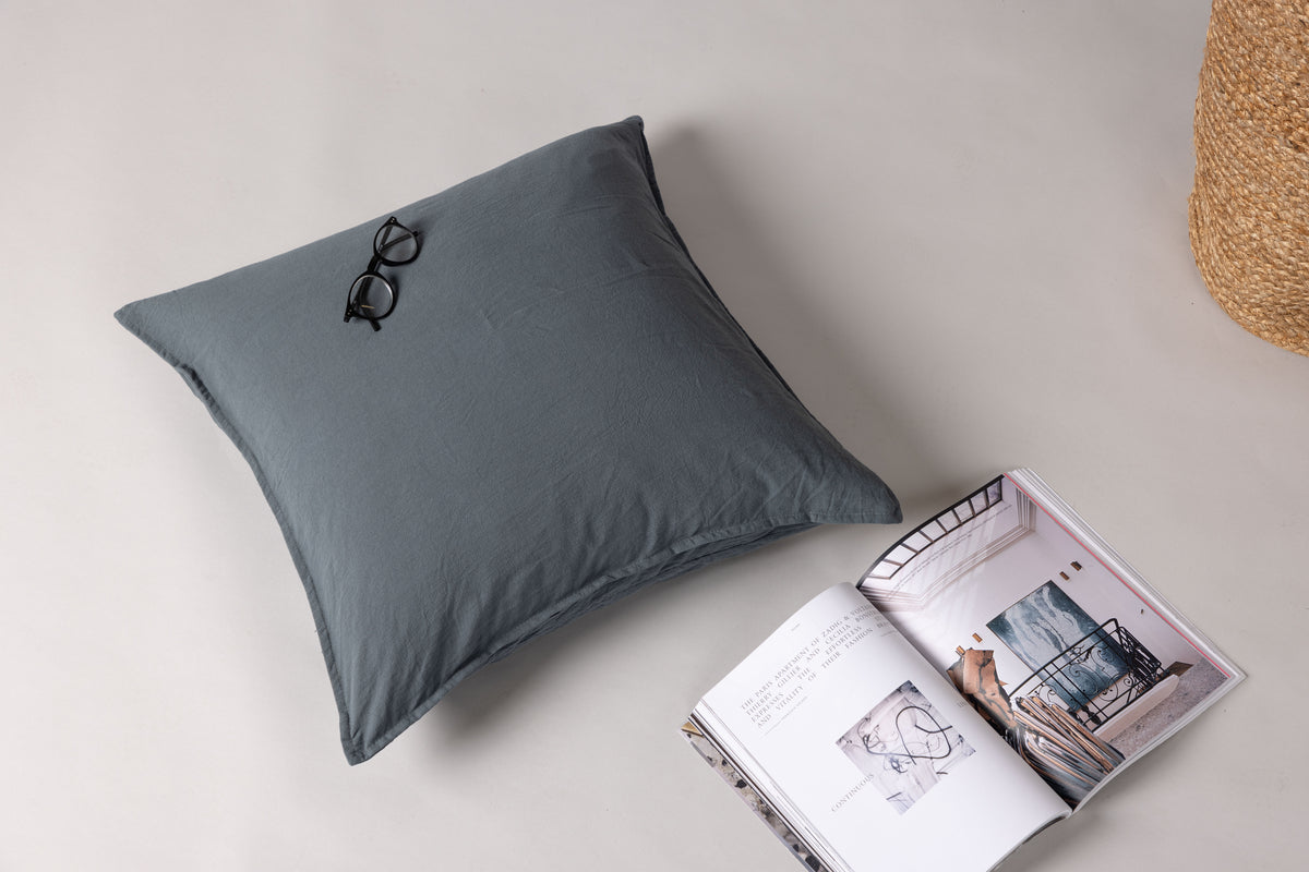 Cushion cover Matterhorn - 45x45 cm in various colors made of 100% cotton