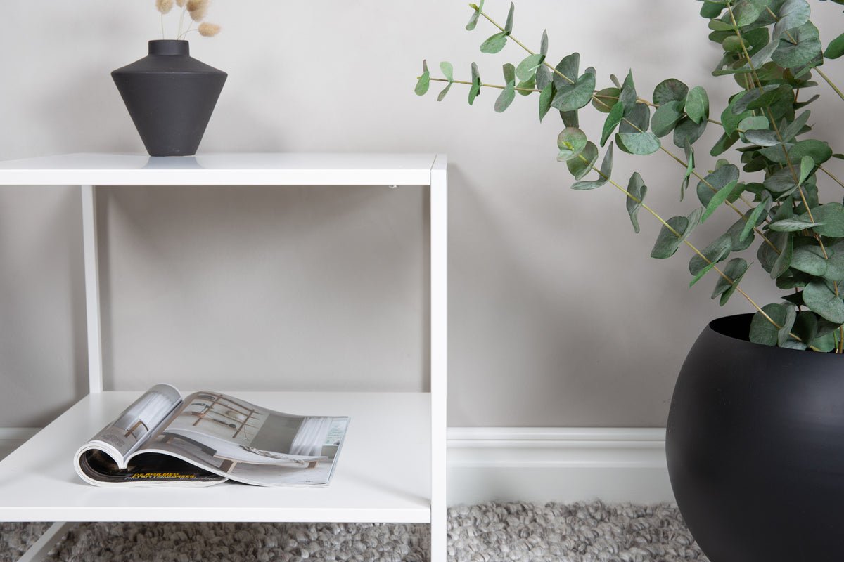 Table d'appoint Konsti – en deux tailles en Blanc & Noir