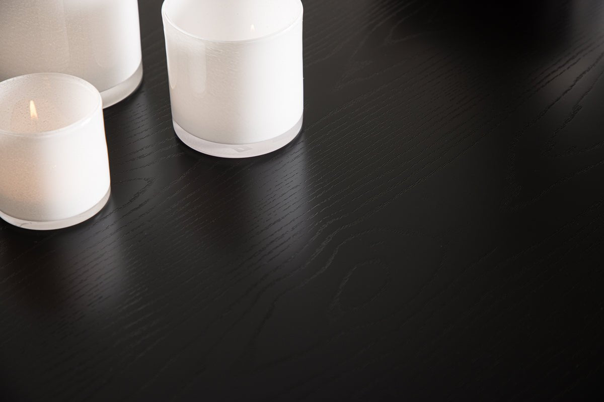 Table à manger Zayen - élégante, moderne et intemporelle