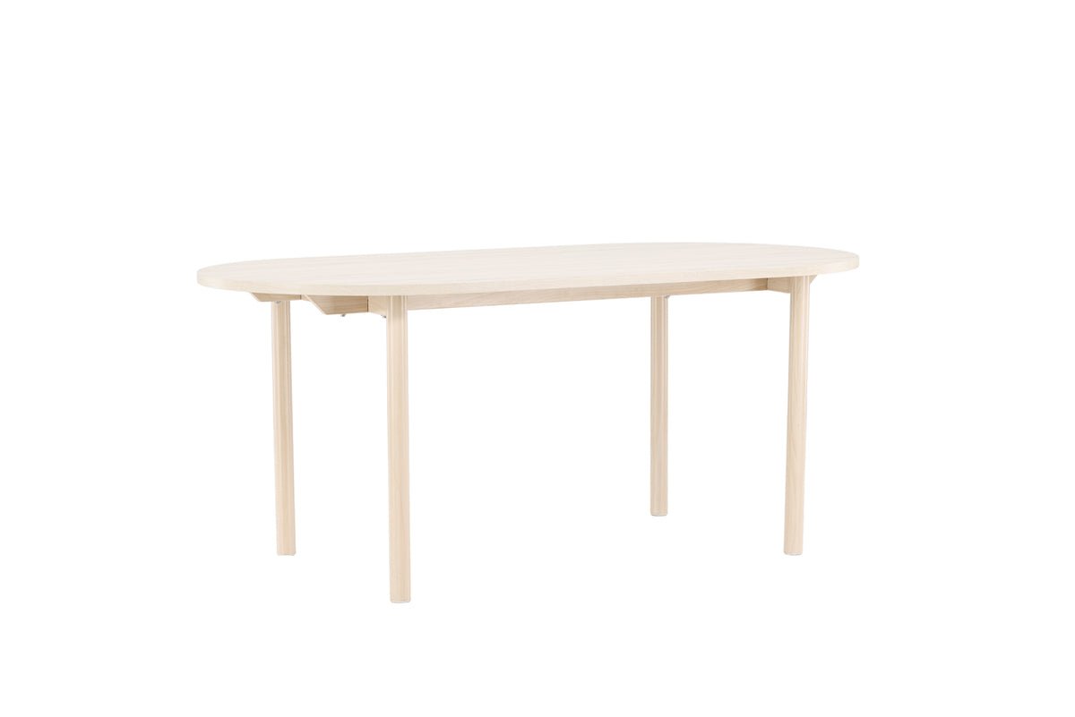 Dining table Seaside - oval dining table with clear lines and calm appearance