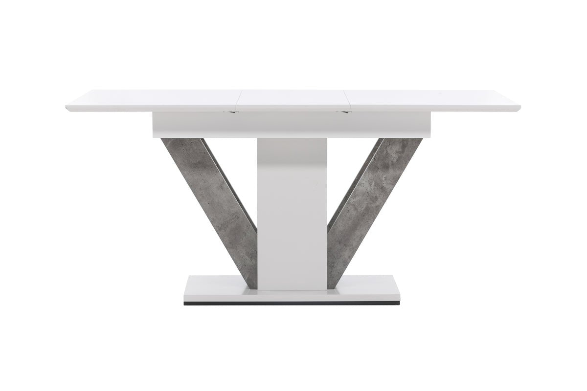 Dining table Sihana - in noble and striking design