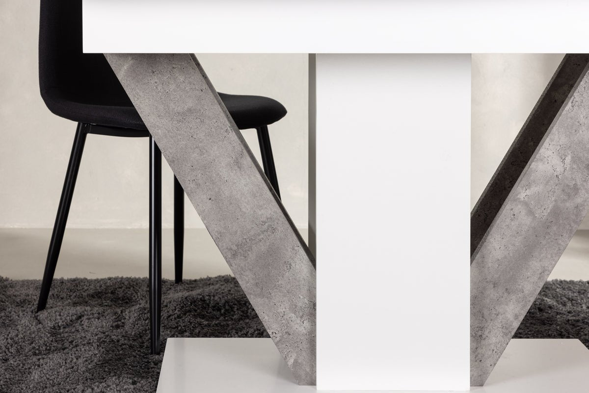 Dining table Sihana - in noble and striking design