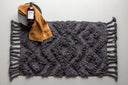 Tapis de bain Savia – 100% coton en gris foncé ou marron