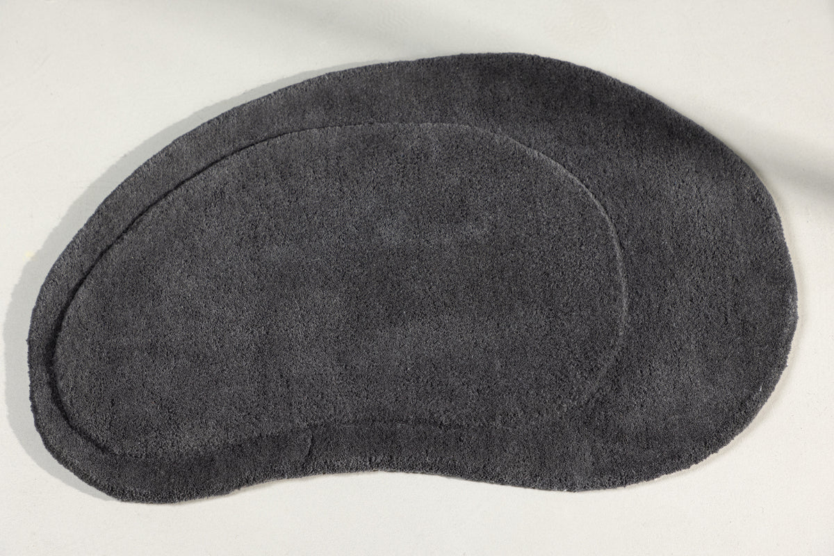 Bath Mat Aven – made of Wool in Dark Gray