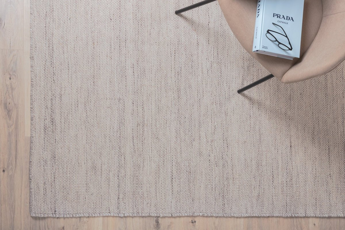 Rug Zay – handwoven in Beige from polyester & cotton
