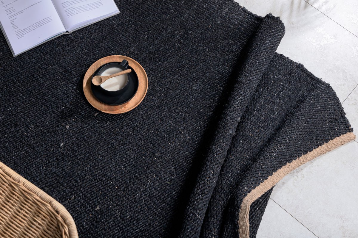 Carpet Malik – handwoven in Black from jute