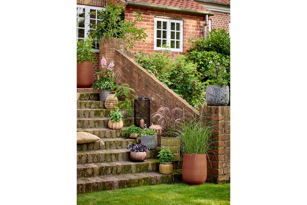 Pot de fleurs décoratif Kalymnos – Design rustique en terre cuite marron