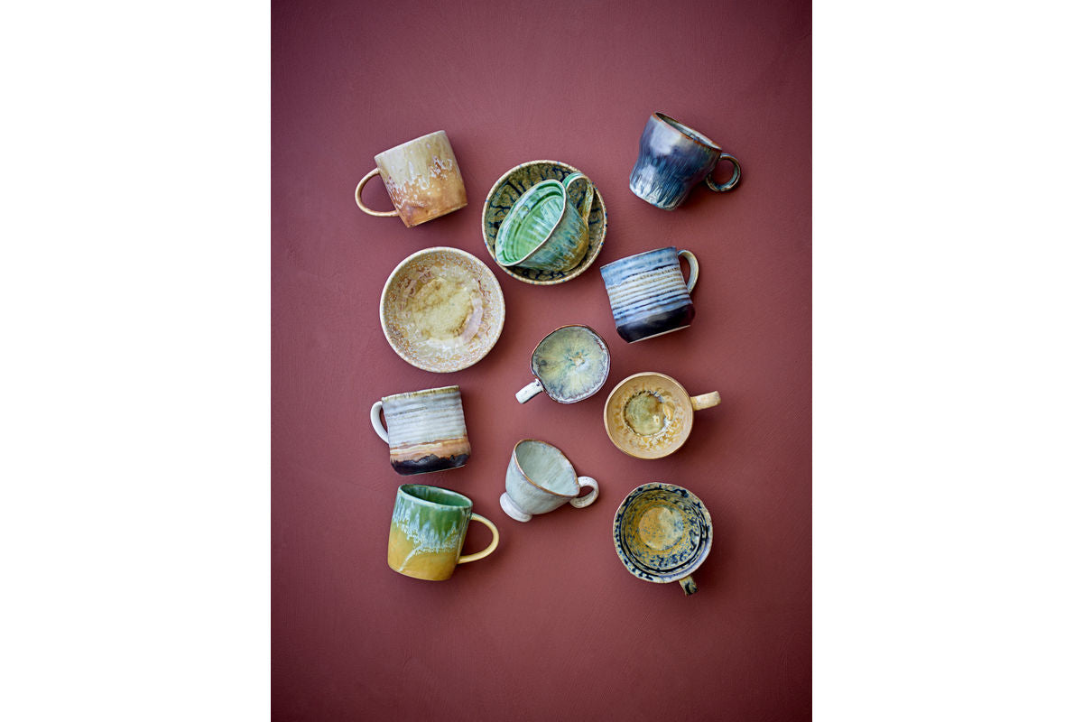 Avena Mug Set – Reactive Glaze with Vertical Texture (Set of 4)