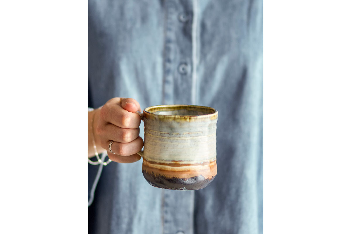 Avena Mug Set – Reactive Glaze with Vertical Texture (Set of 4)