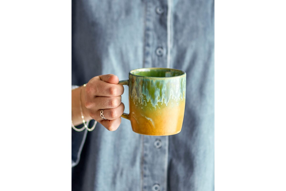 Becher „Elvian“ – Grünes Steingut