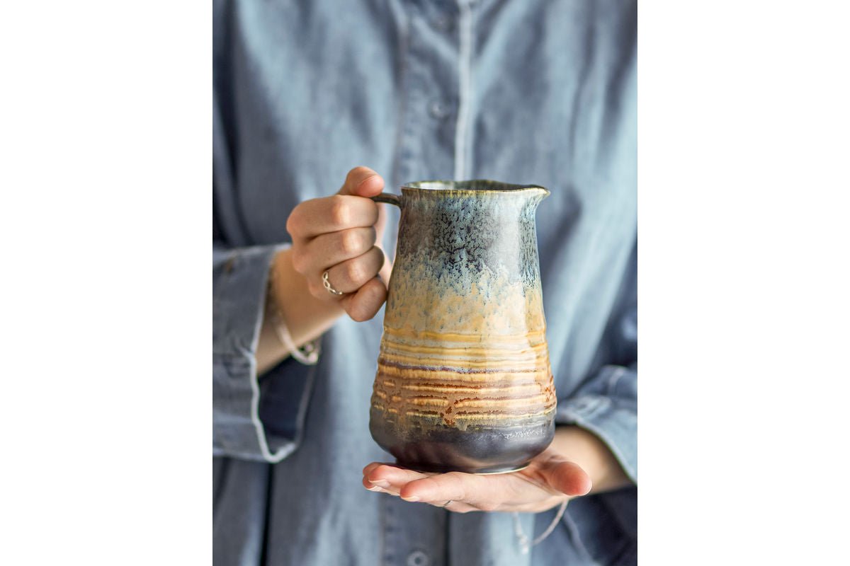 Krug Elvara – Grès avec glaçure réactive en aspect multicolore