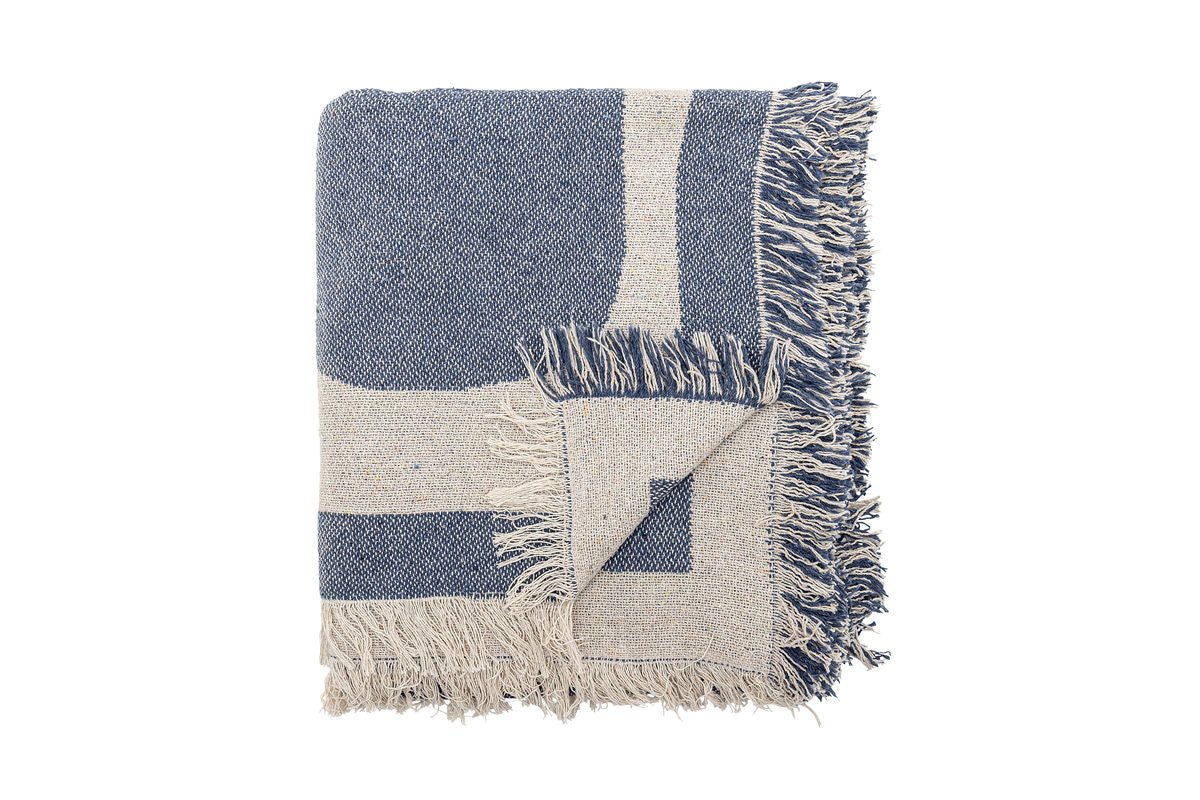 Tagesdecke Noah – Grafisches Design in Blau aus recycelter Baumwolle