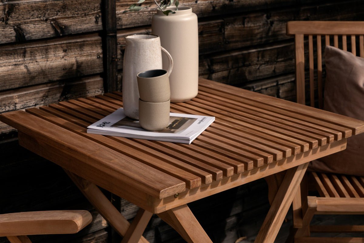 Garden table Taneva - a foldable table made of high-quality teak wood