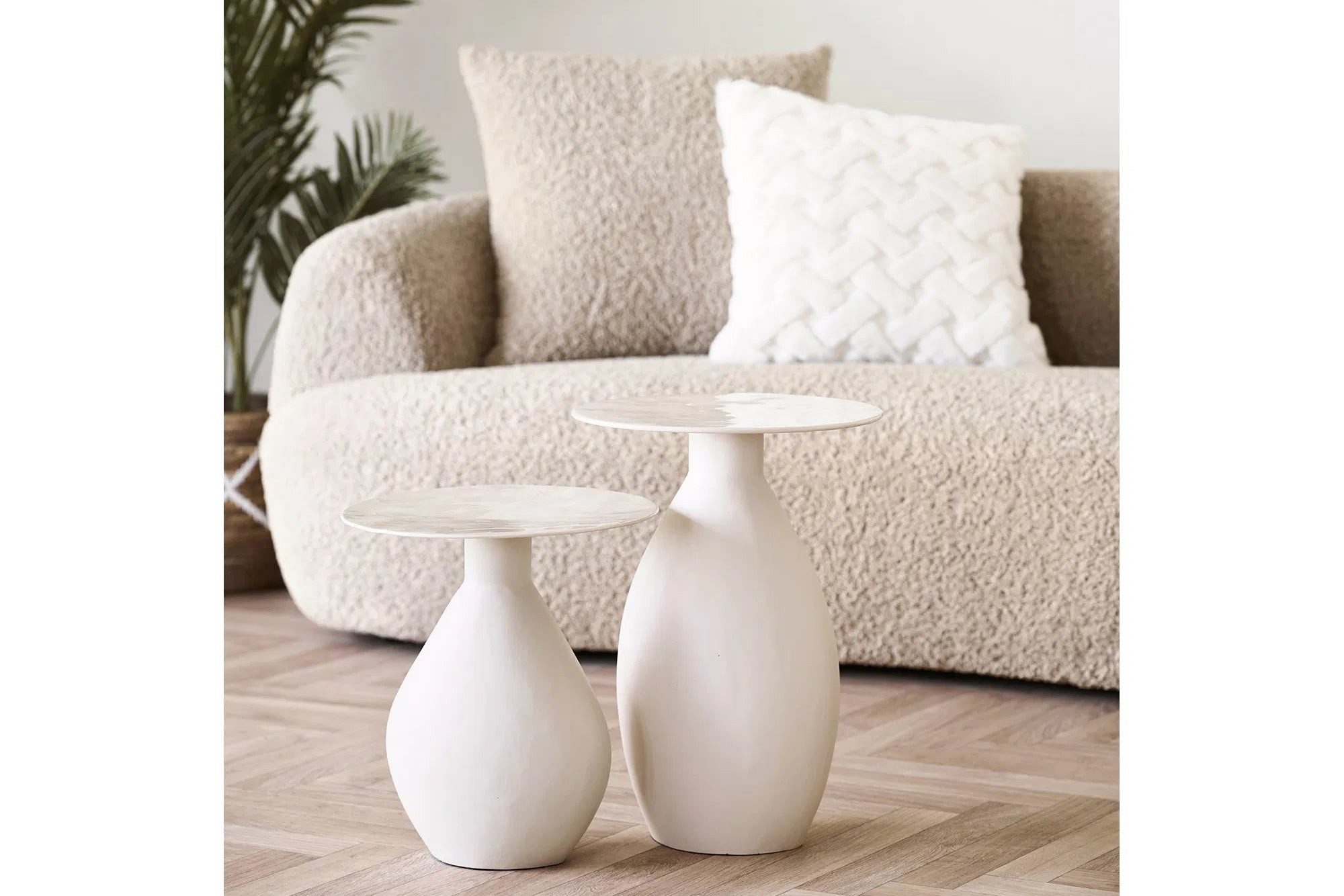 Beistelltisch Iskavia – aus Metall mat Emaillebeschichtung (grouss)