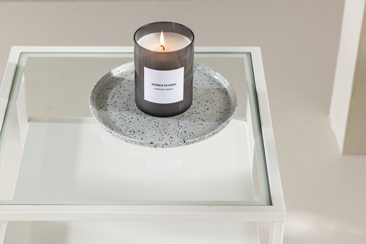 Side table Celia – in two colors with glass top