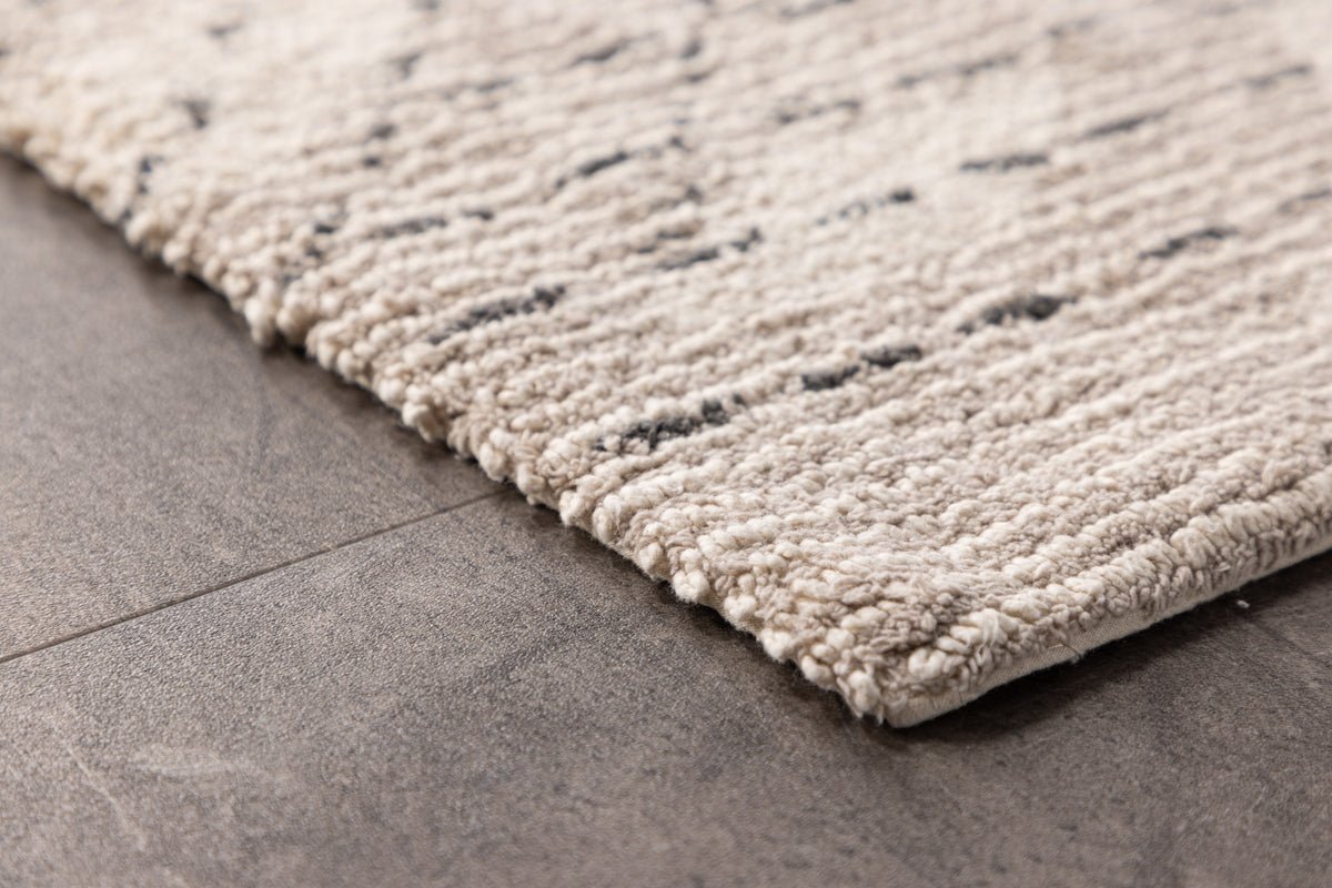 Tapis de bain Amed - en tons chauds beige et gris en coton