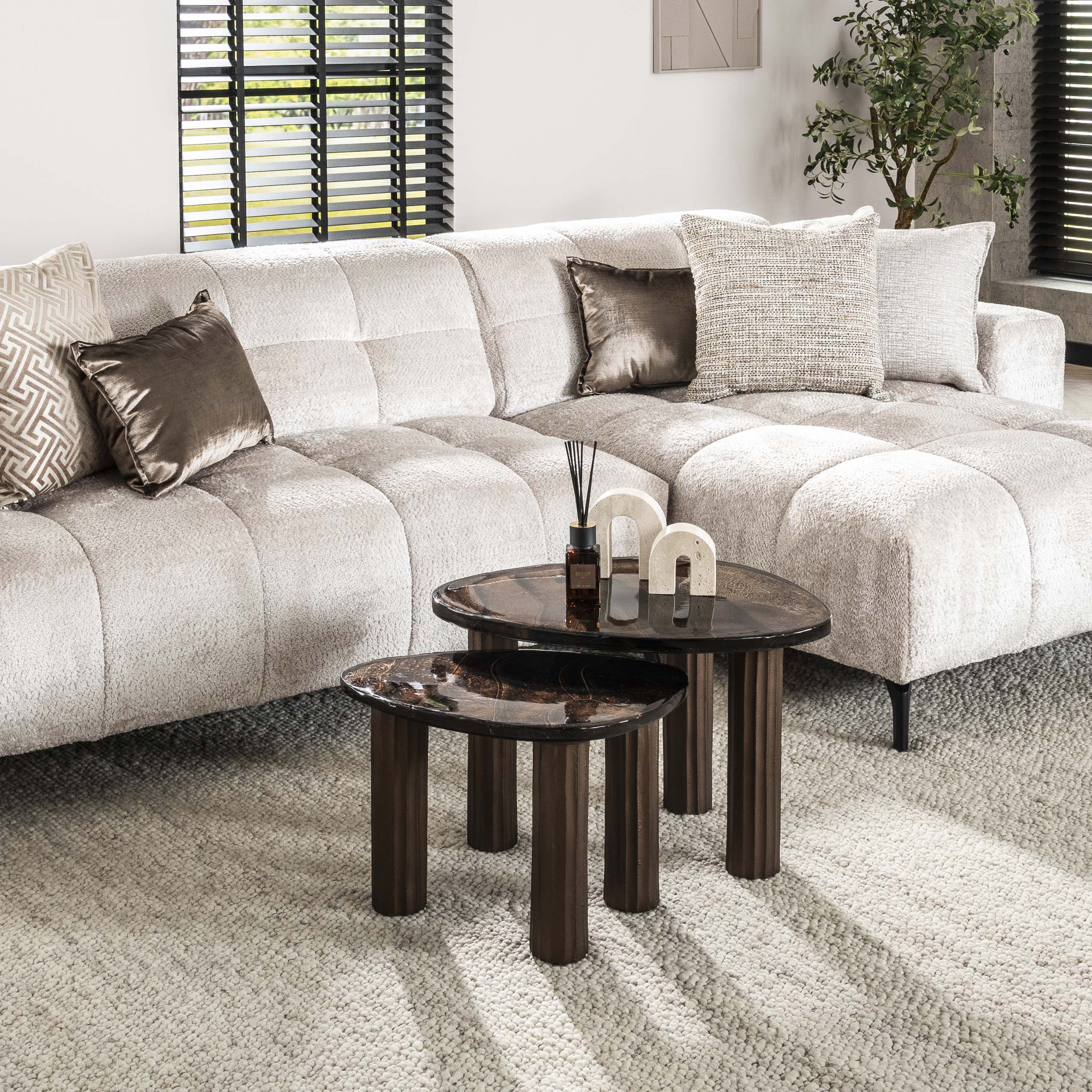 Couchtisch Elysium - Gréisst S an Antikkupfer oder Antikgold mat Gossglas