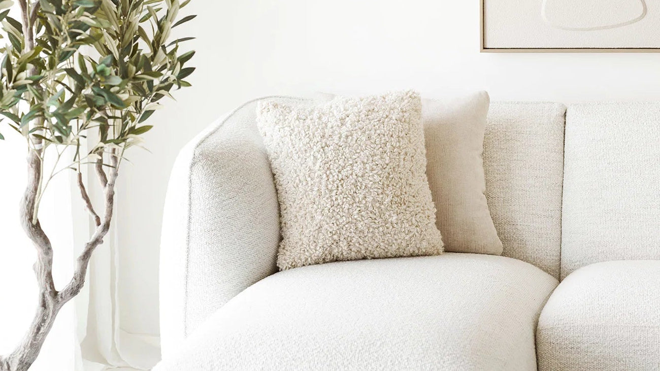 Decorative cushion Tessa - made of polyester