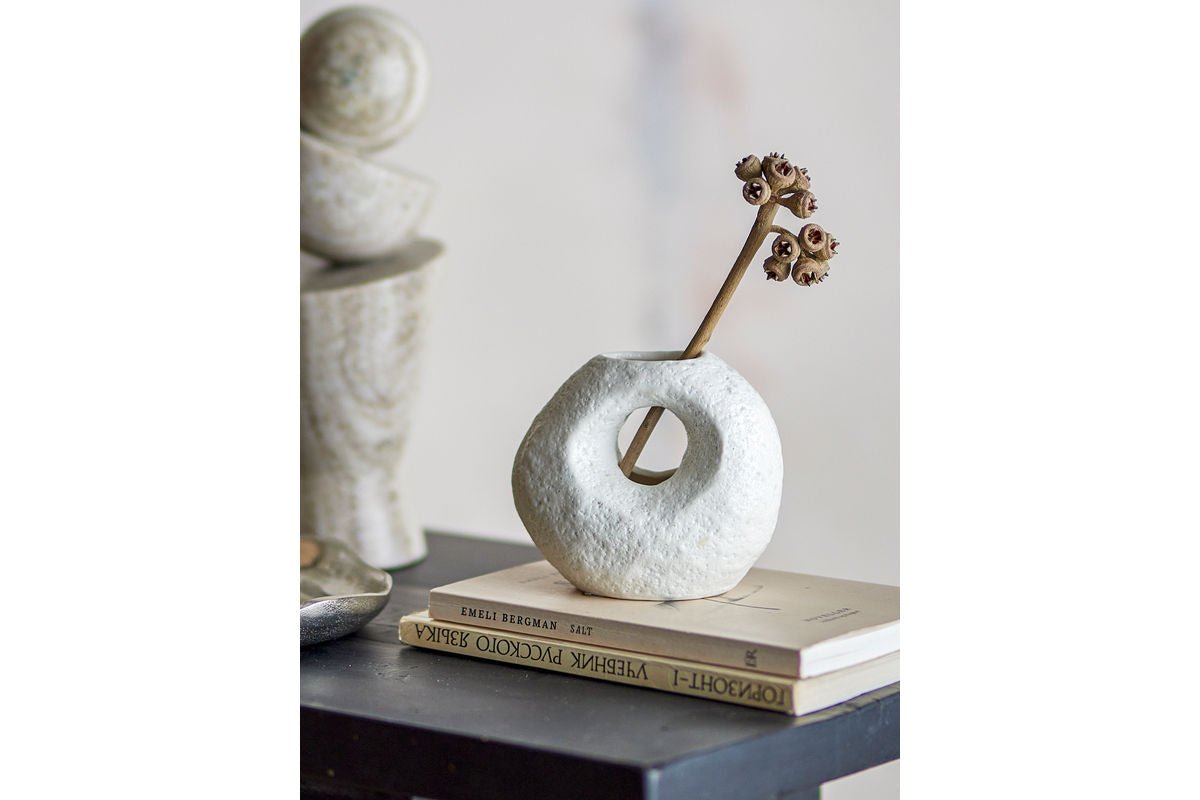Vase Zola - White, made of stoneware, round